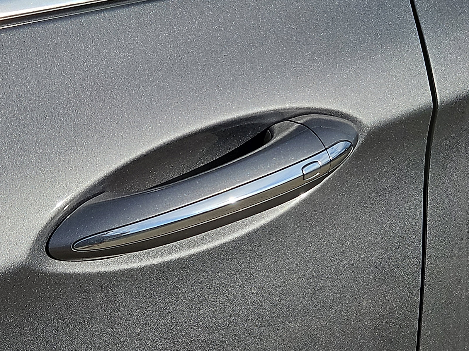 Used 2020 Buick Envision Essence w/ Experience Buick Package image 6