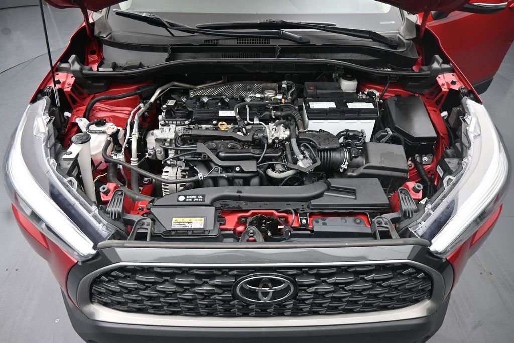 Used 2022 Toyota Corolla Cross XLE FWD image 14