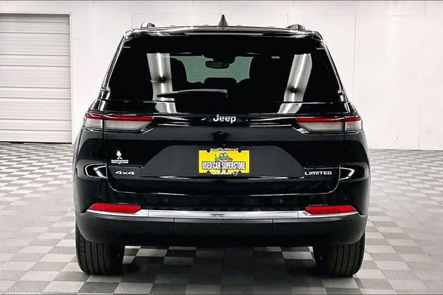 Used 2023 Jeep Grand Cherokee Limited AWD/4WD image 5