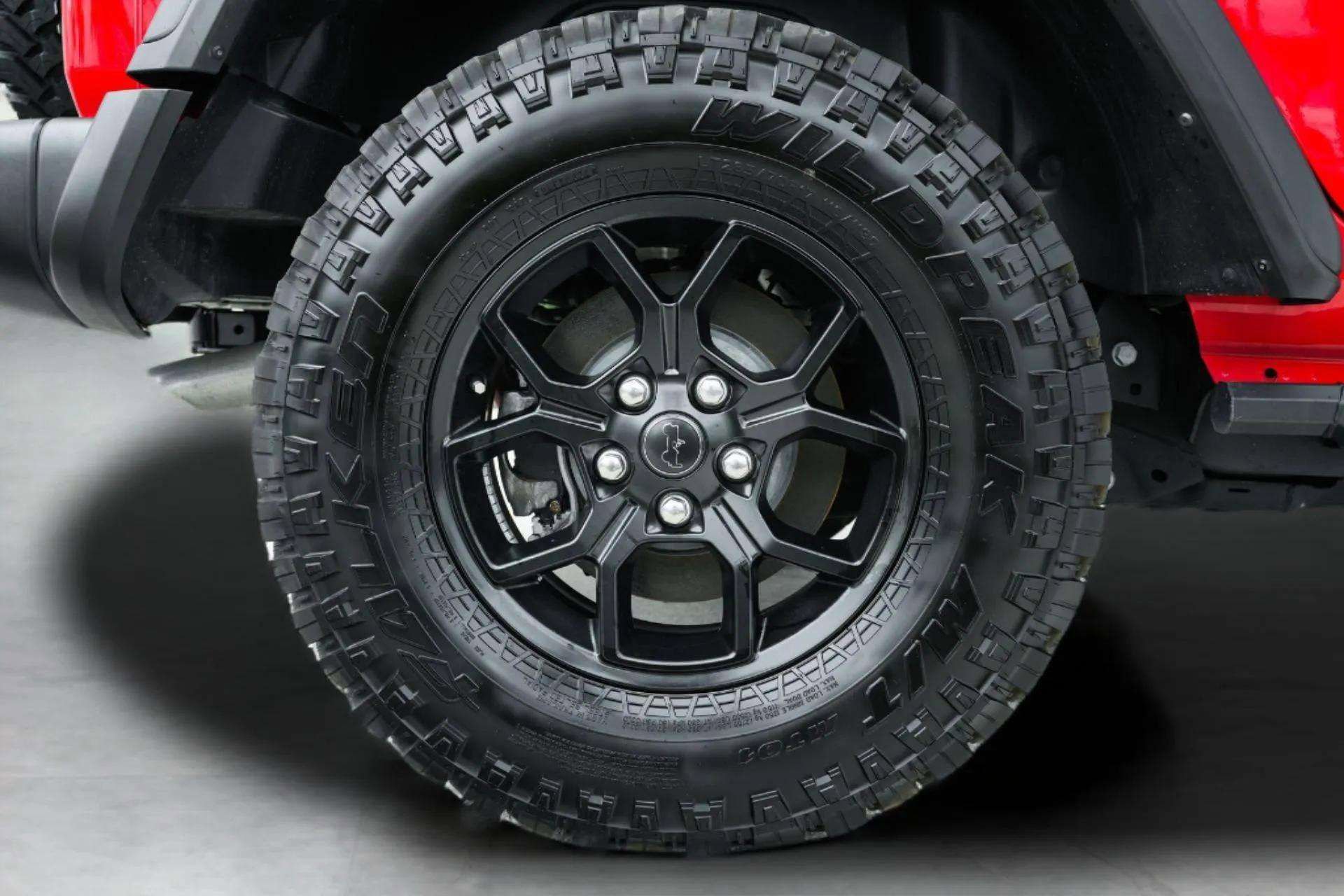 Used 2024 Jeep Wrangler Willys image 41