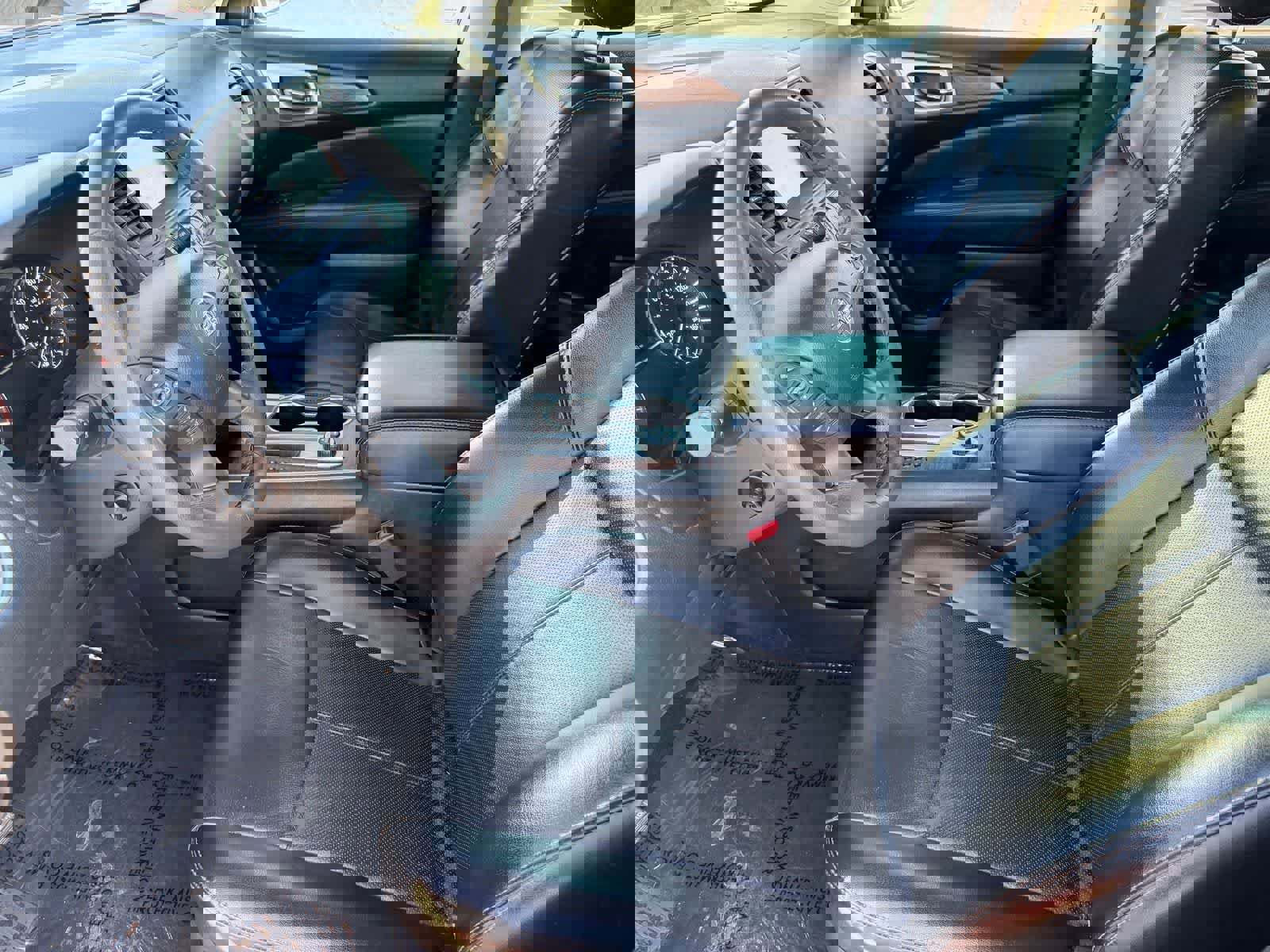 Used 2018 Nissan Pathfinder Platinum image 14