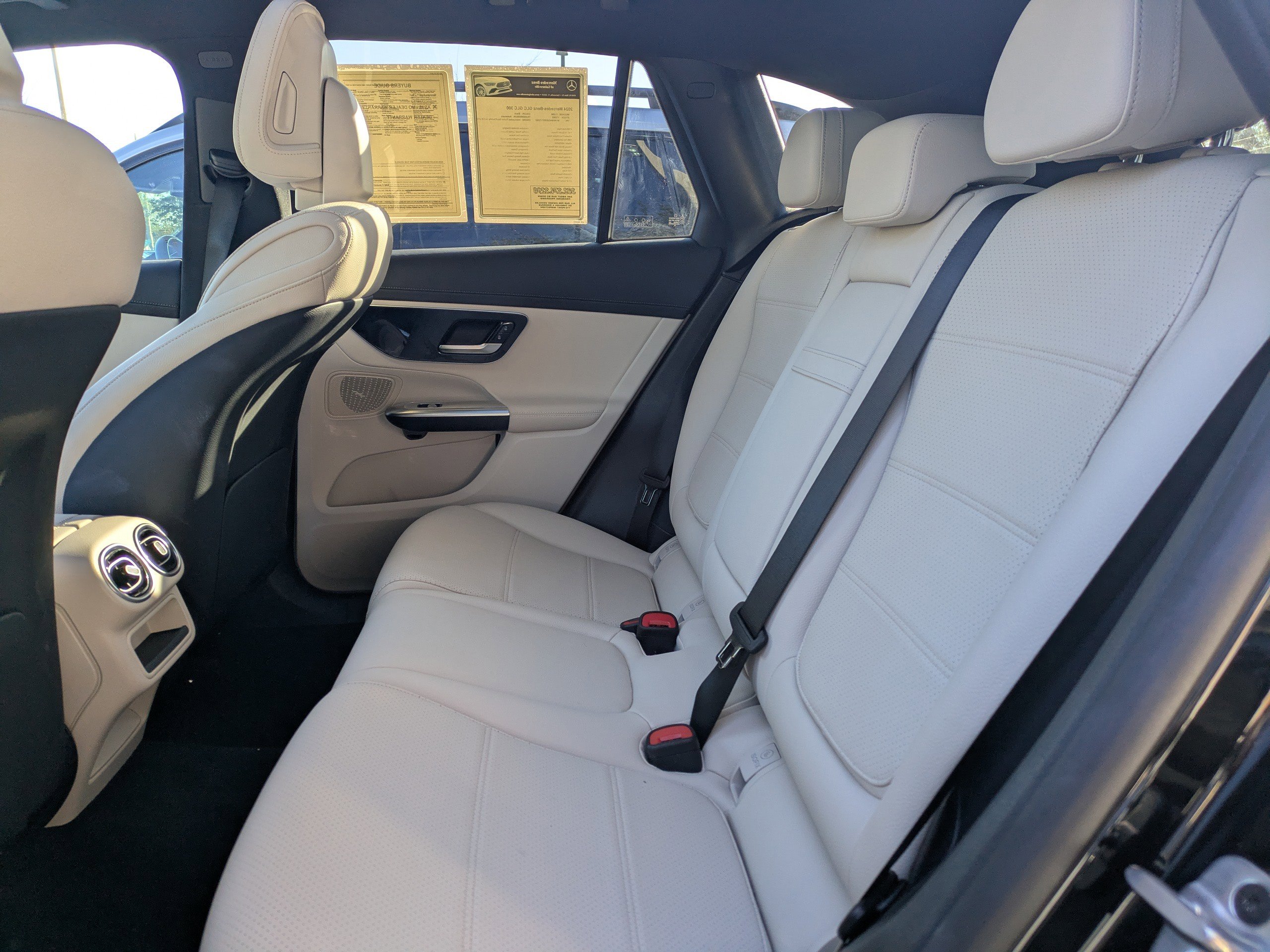 Certified 2024 Mercedes-Benz GLC 300 image 14