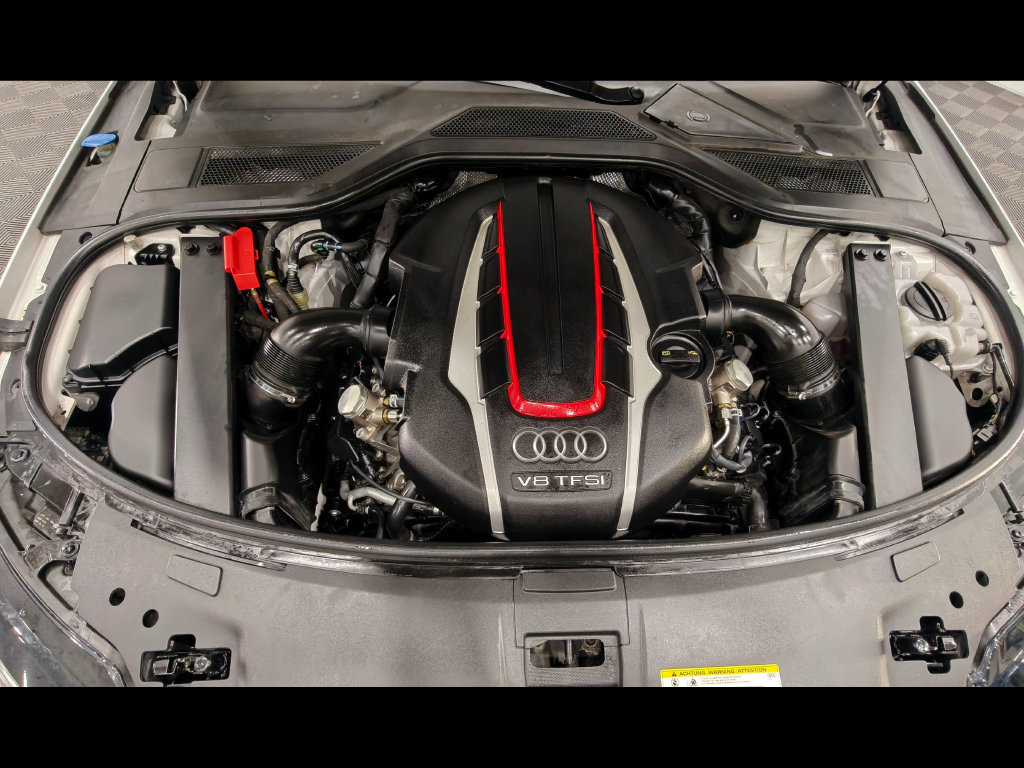 Used 2015 Audi S8 AWD/4WD image 67