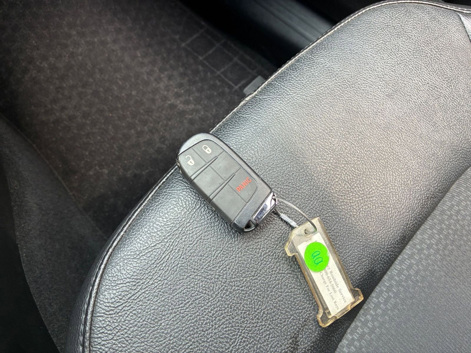 Used 2025 Jeep Compass Trailhawk image 21