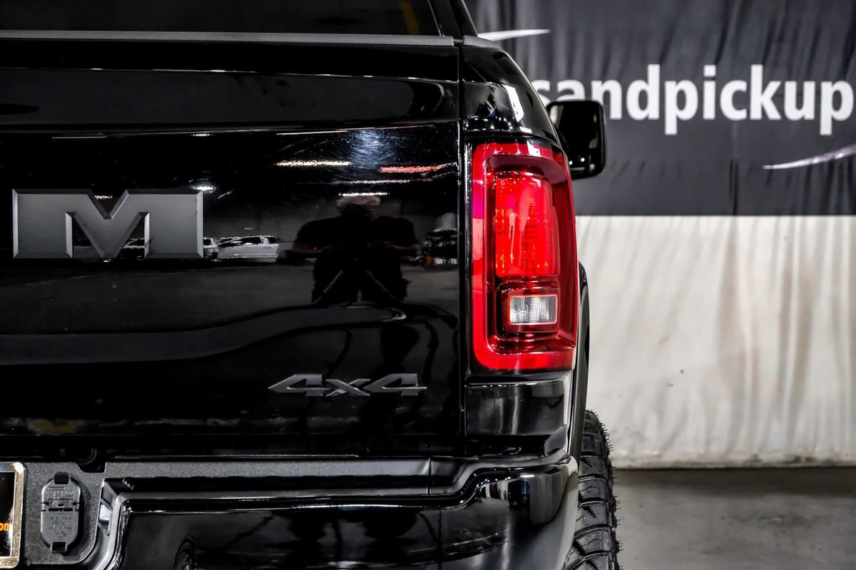 Used 2025 RAM 2500 Big Horn AWD/4WD image 42