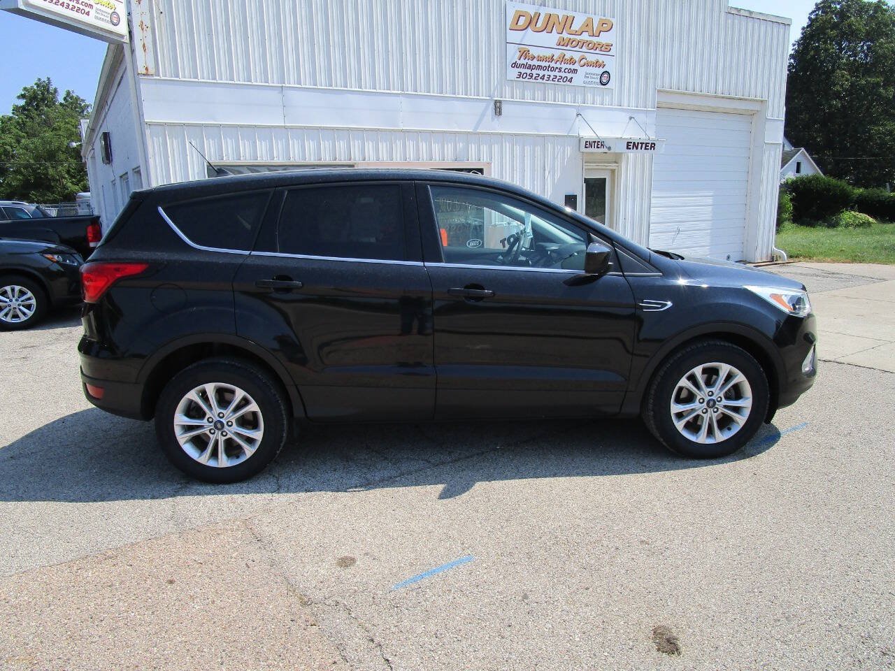 Used 2019 Ford Escape SE FWD image 6