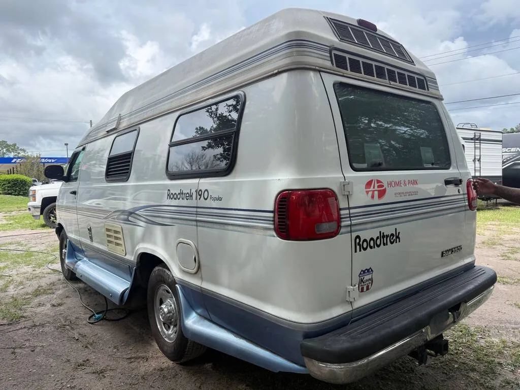 Used 1998 Dodge B3500 RWD image 4