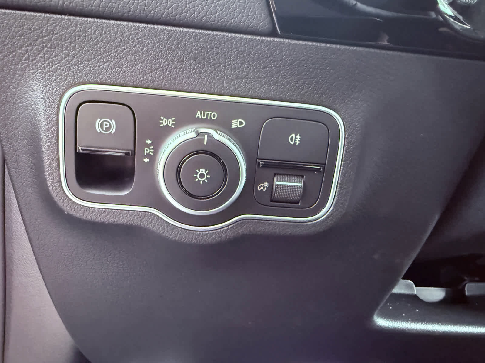 Certified 2025 Mercedes-Benz GLA 35 AMG AMG GLA 35 image 27