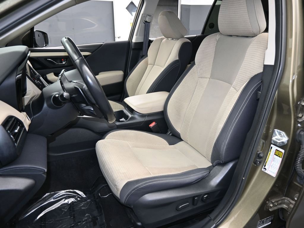 Used 2021 Subaru Outback Premium image 31