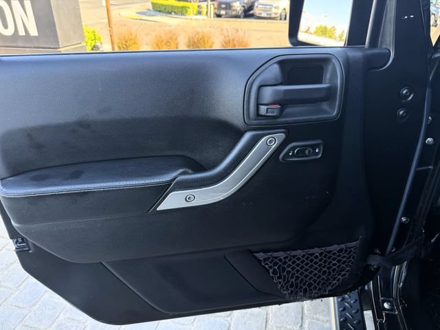 Used 2015 Jeep Wrangler Unlimited Sport AWD/4WD image 19