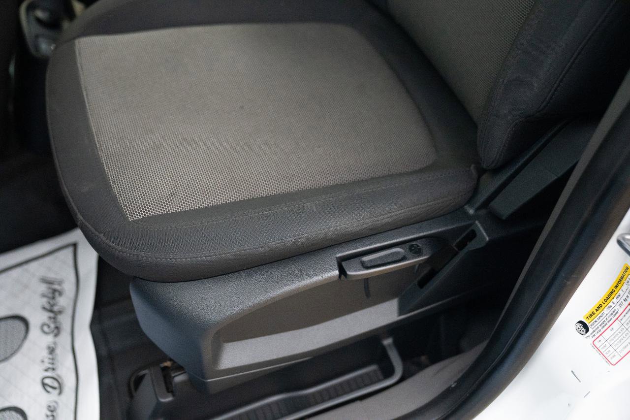 Used 2022 Ford Transit Connect XL image 25