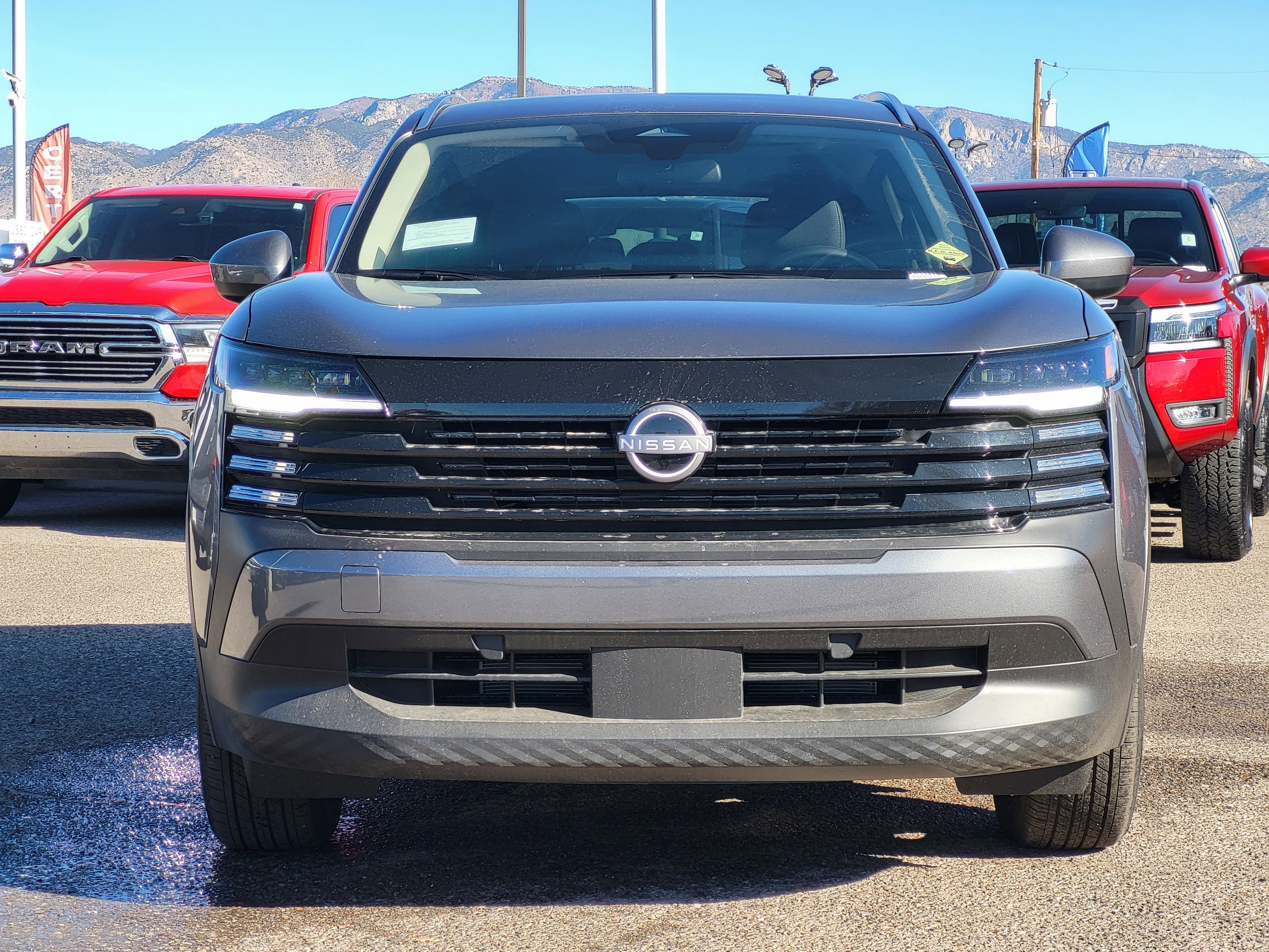 New 2025 Nissan Kicks SV w/ SV Premium Package image 2