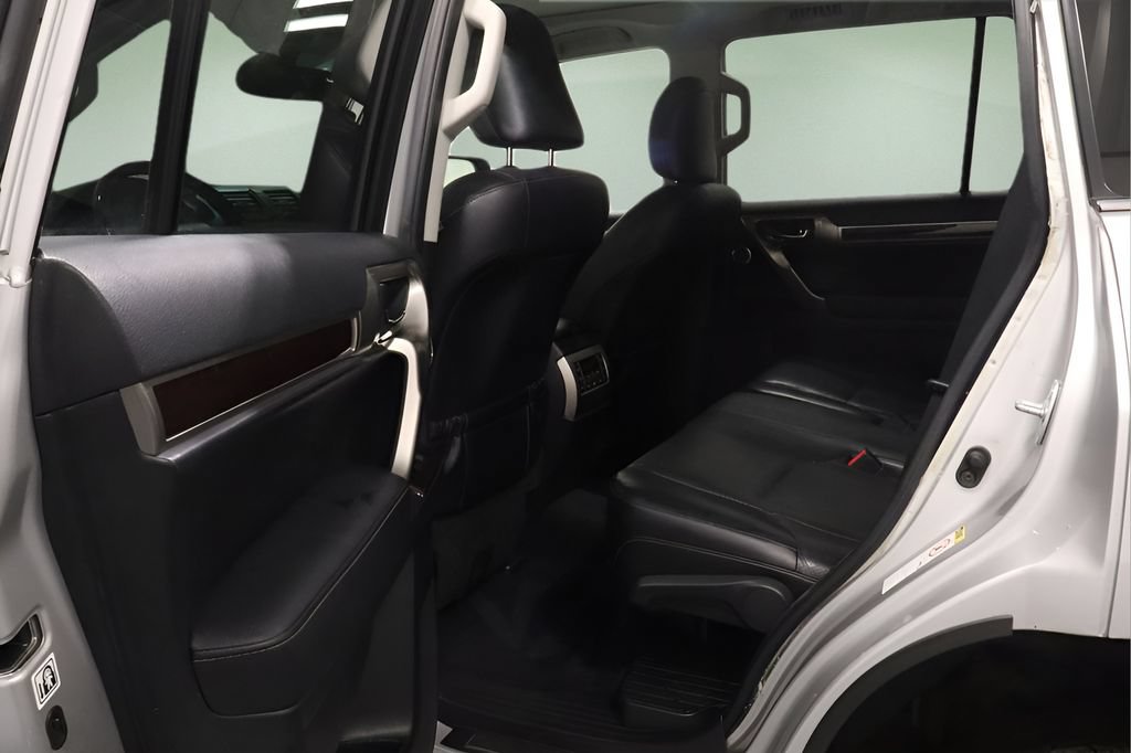 Used 2014 Lexus GX 460 Luxury AWD/4WD image 20