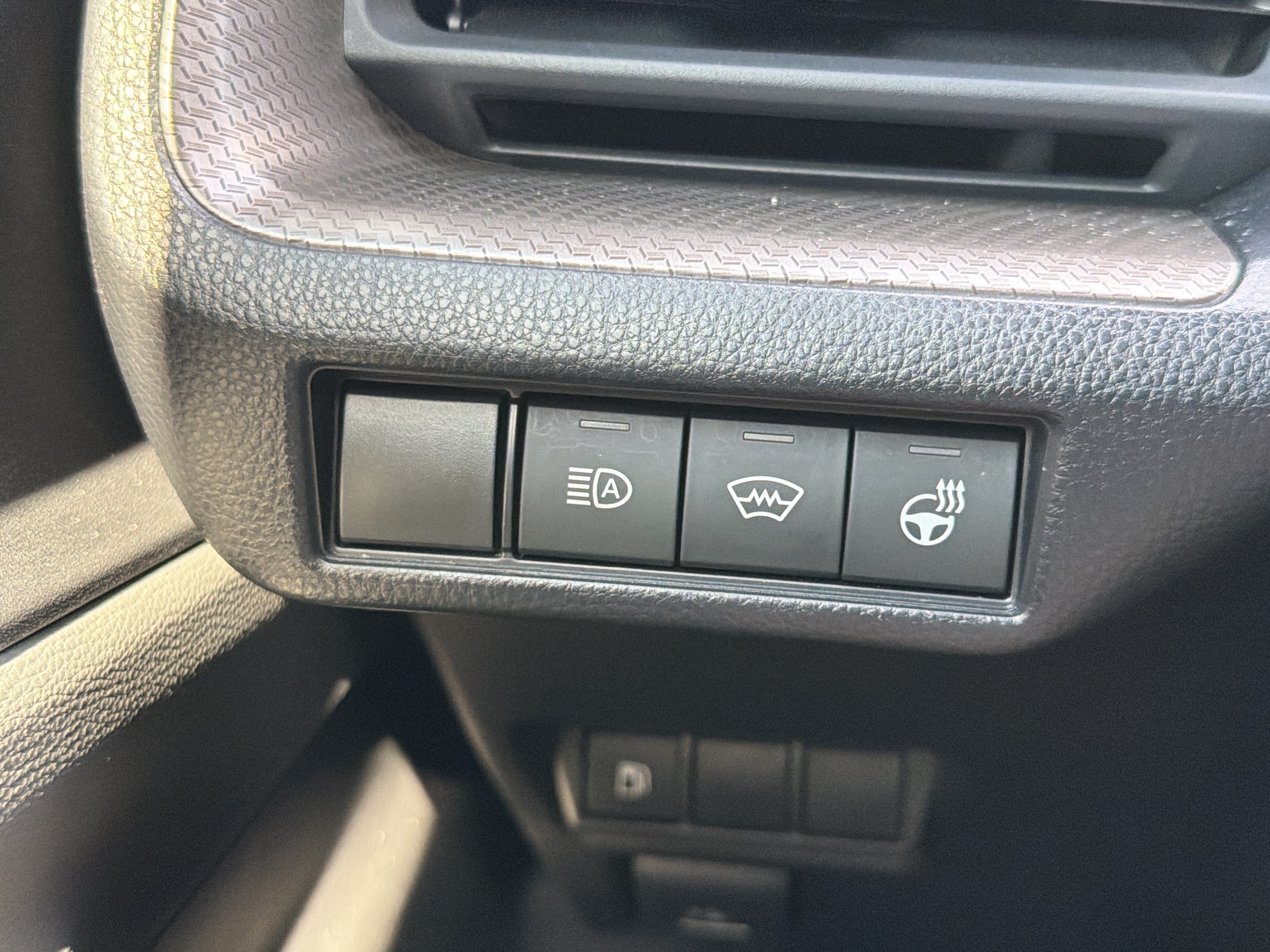 Certified 2024 Toyota Prius XLE AWD/4WD image 13