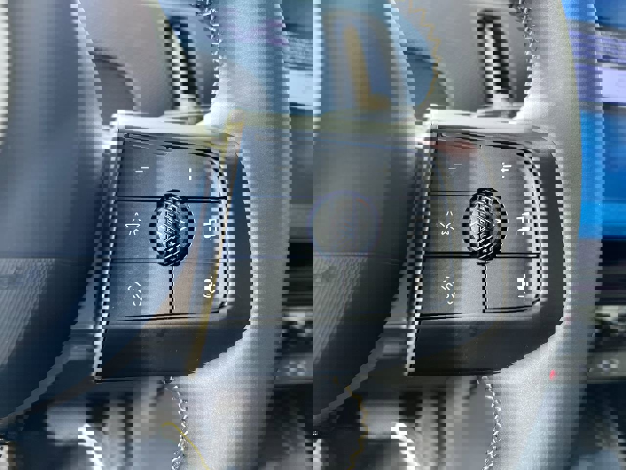 Used 2025 MINI Cooper Countryman S w/ Comfort Package Max image 17