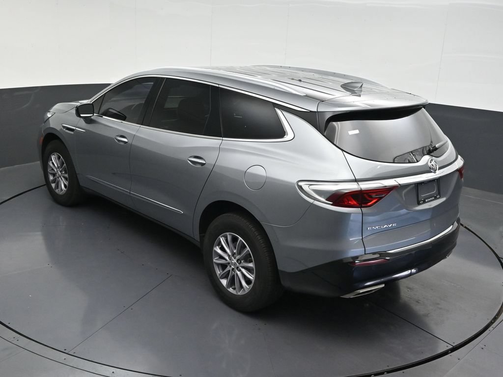 Used 2024 Buick Enclave Essence w/ Technology Package FWD image 18