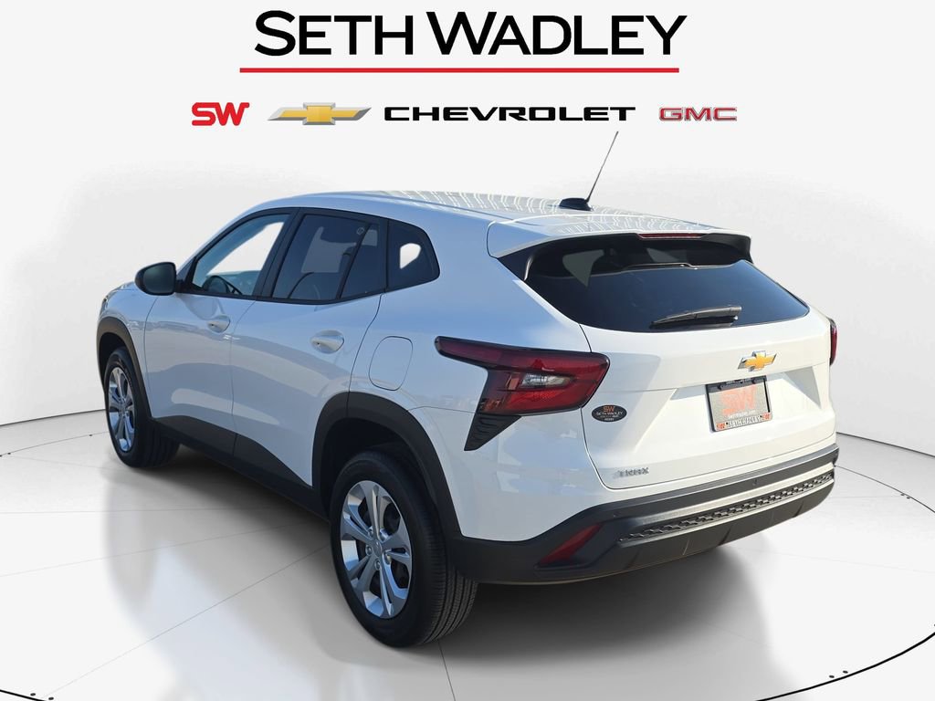 Used 2026 Chevrolet Trax LS w/ Driver Confidence Package FWD image 5