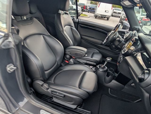 Used 2016 MINI Cooper S image 12