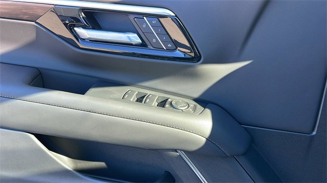 New 2026 Chevrolet Suburban LT w/ Comfort Package image 29