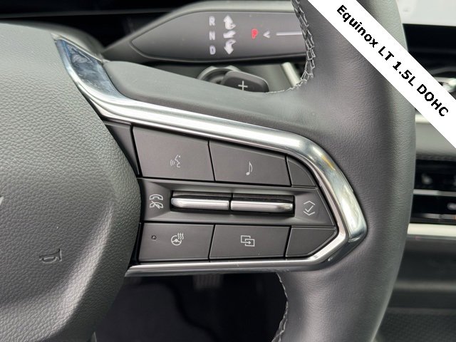 Used 2025 Chevrolet Equinox LT w/ Safety and Technology Package image 27