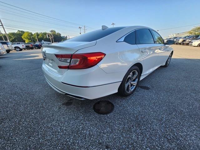 Used 2018 Honda Accord EX image 7