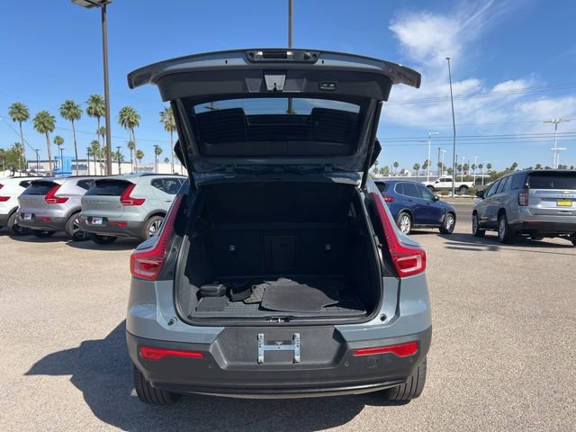Used 2023 Volvo XC40 B5 Ultimate w/ Protection Package Premier AWD/4WD image 29