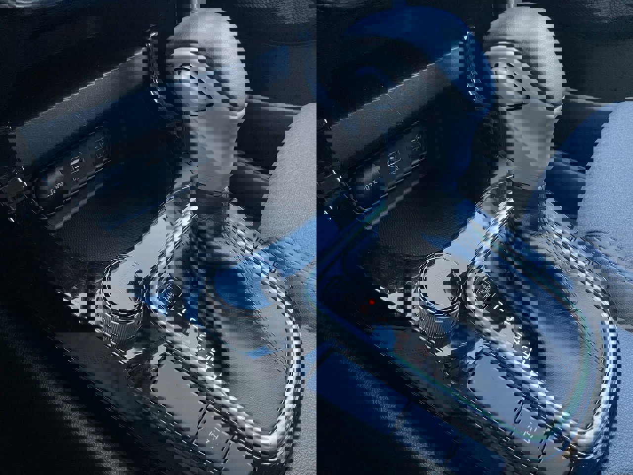 Used 2025 Kia Seltos S image 36