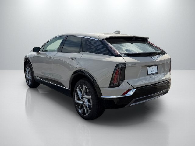 New 2027 Cadillac Optiq Luxury RWD image 7