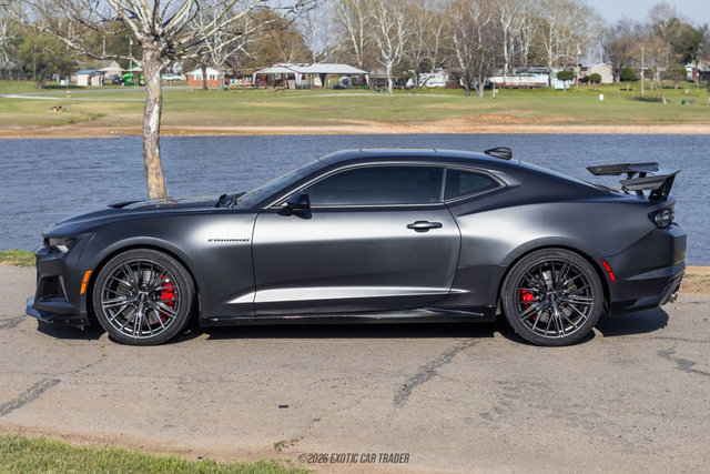 Used 2024 Chevrolet Camaro ZL1 RWD image 3