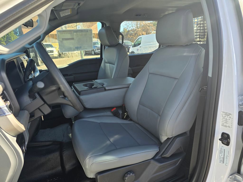 New 2026 Ford F550 4x4 Crew Cab image 33