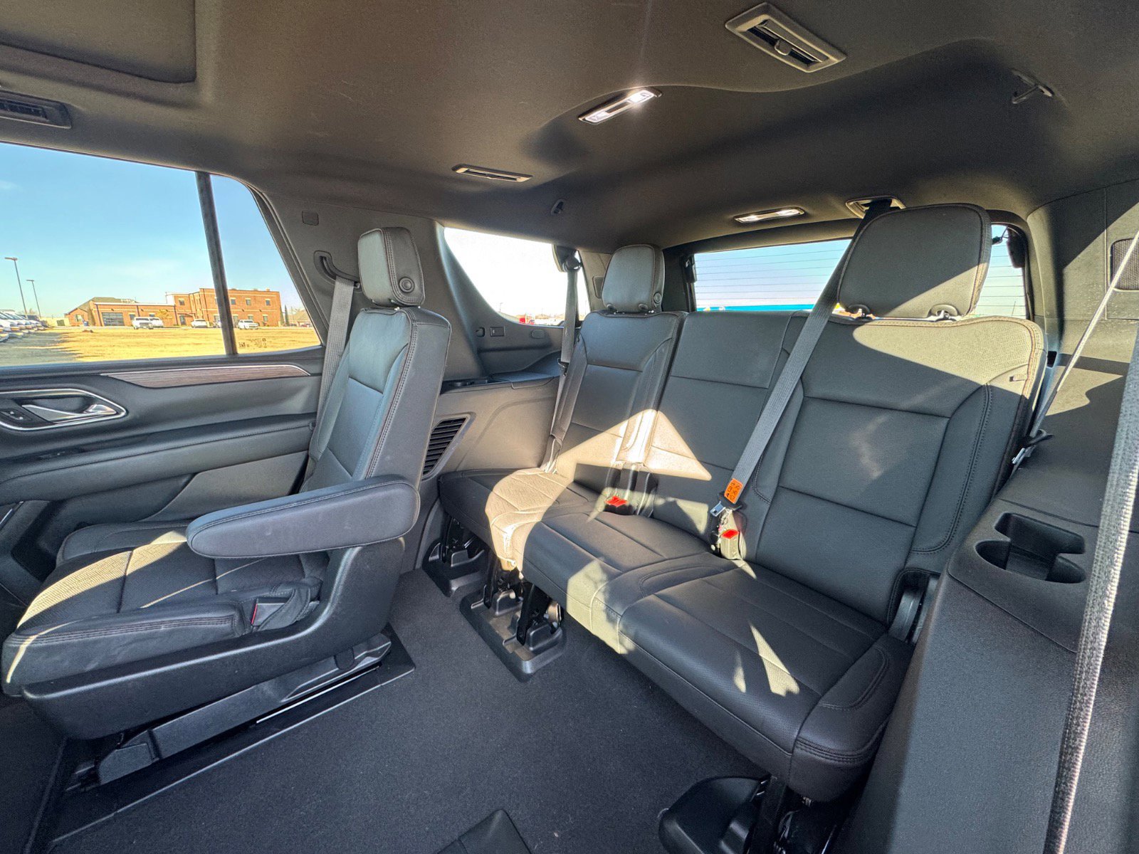 Used 2023 Chevrolet Tahoe High Country w/ Advanced Technology Package AWD/4WD image 13