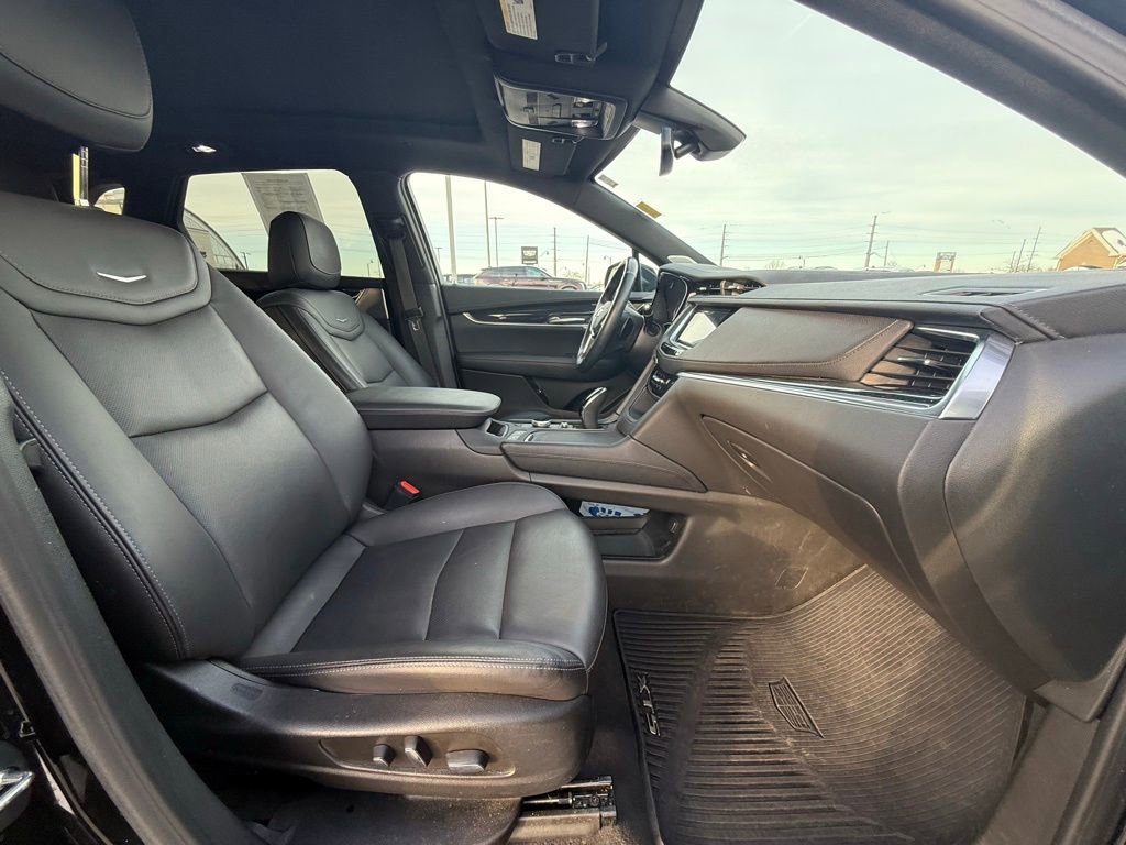 Certified 2023 Cadillac XT5 Premium Luxury image 34