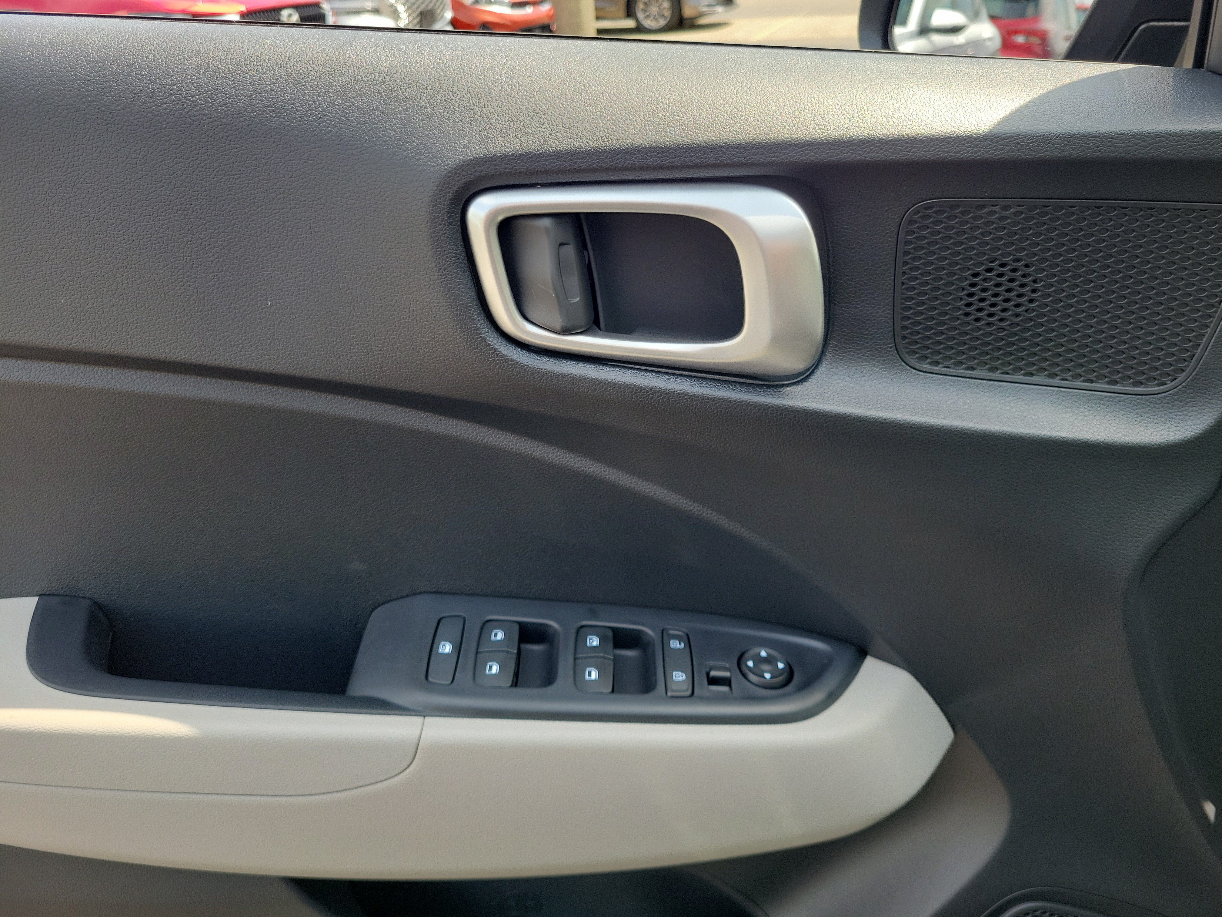 New 2026 Hyundai Venue SEL FWD image 17