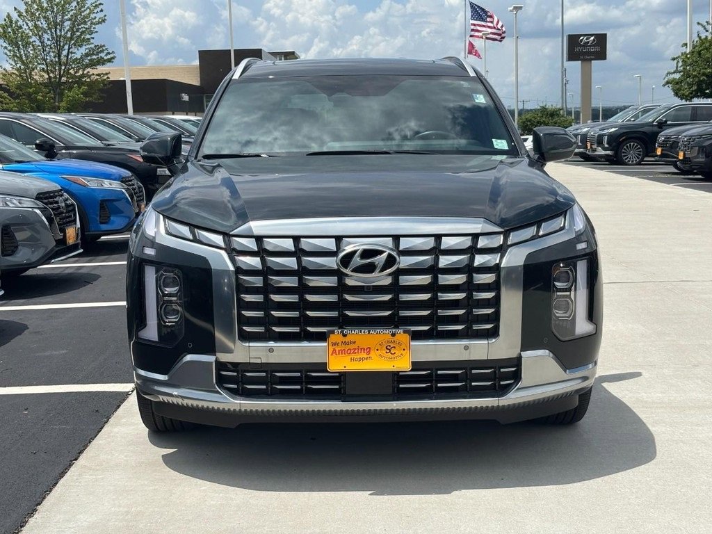 Used 2024 Hyundai Palisade Calligraphy image 10