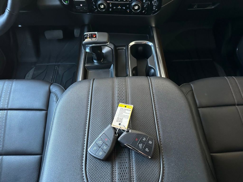 Certified 2025 Chevrolet Silverado 1500 High Country image 19