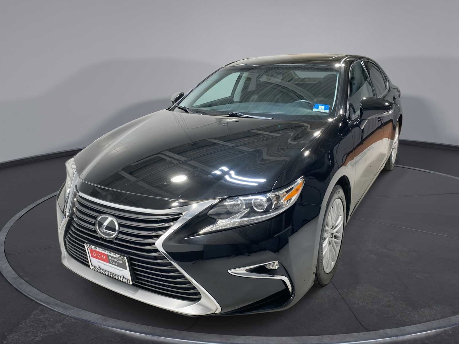 Used 2016 Lexus ES 350 w/ Accessory Package 2