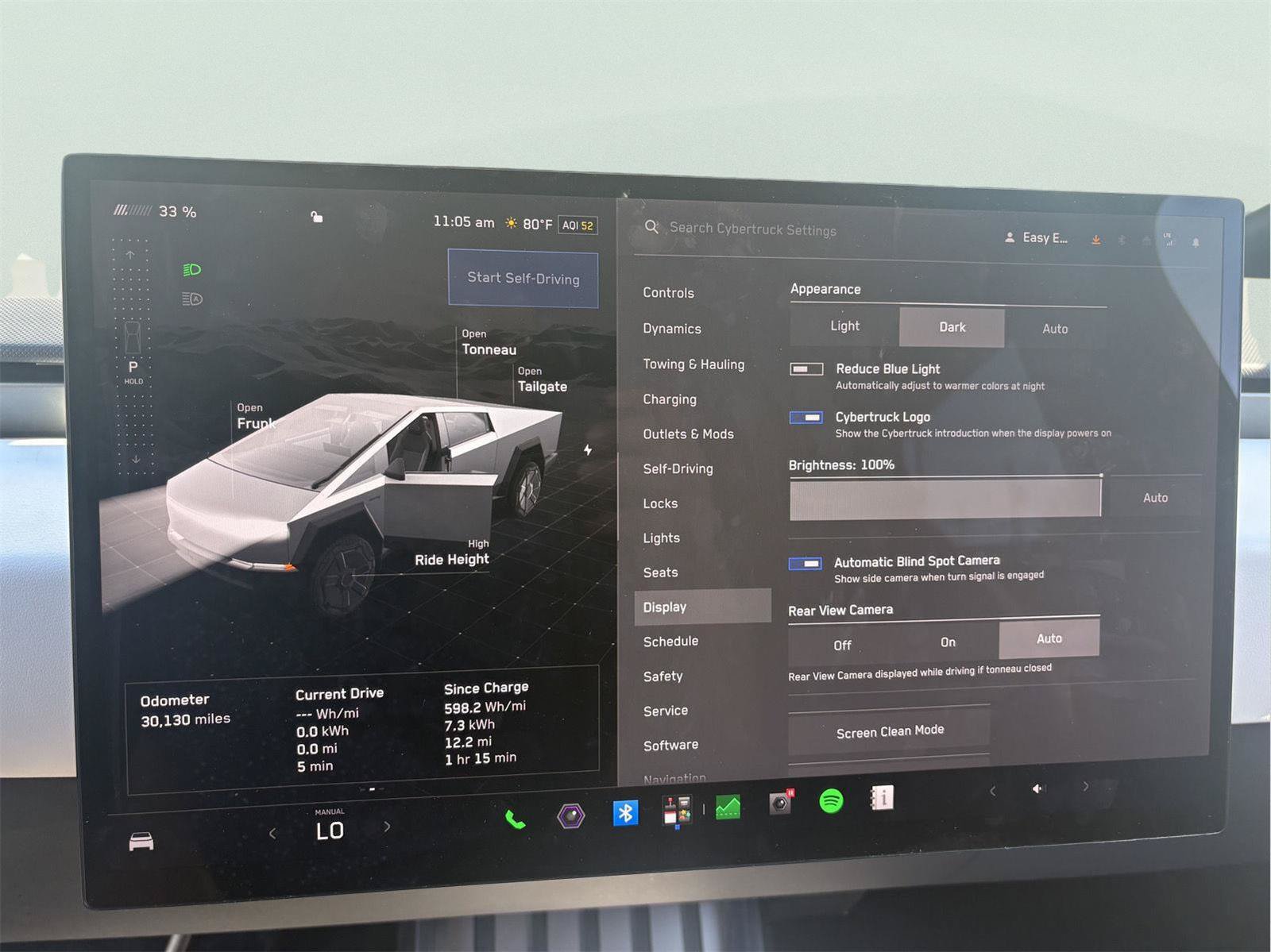 Used 2024 Tesla Cybertruck AWD Crew Cab image 30