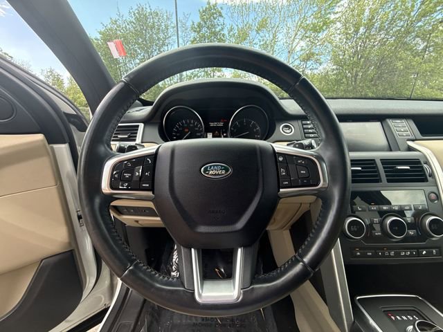 Used 2016 Land Rover Discovery Sport HSE image 14