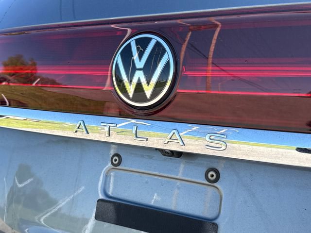 Used 2024 Volkswagen Atlas SE AWD/4WD image 15
