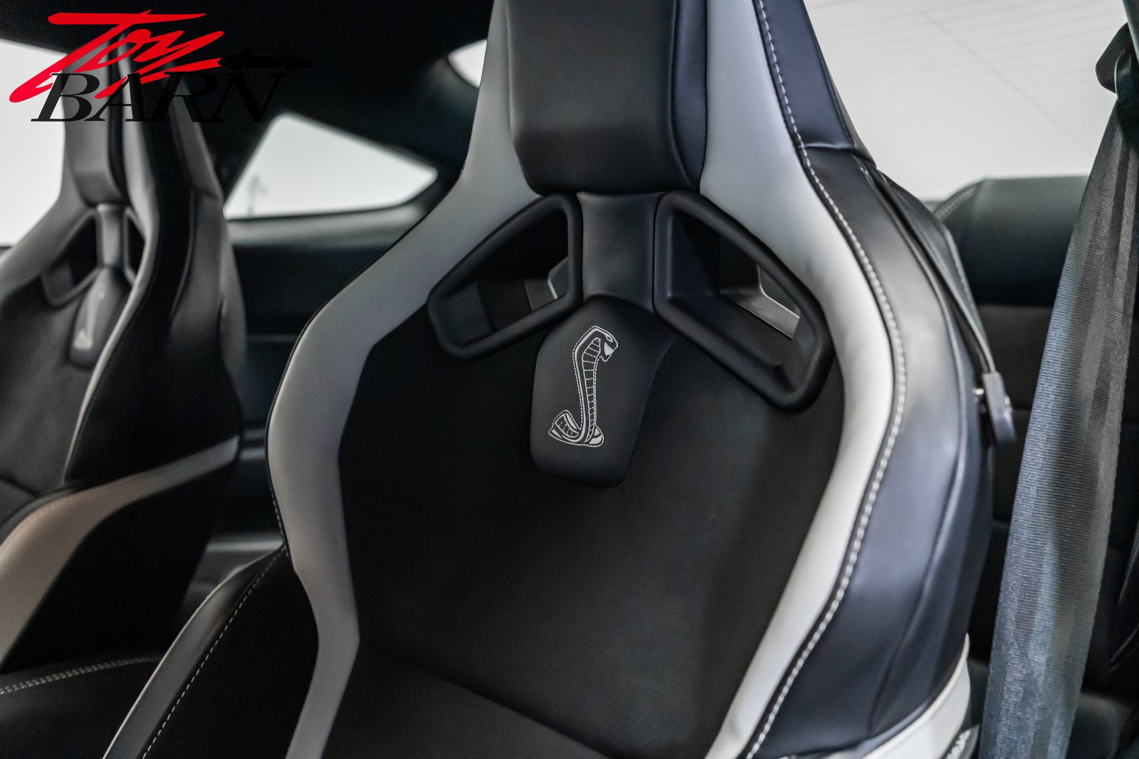 Used 2021 Ford Mustang Shelby GT500 w/ Technology Package image 25