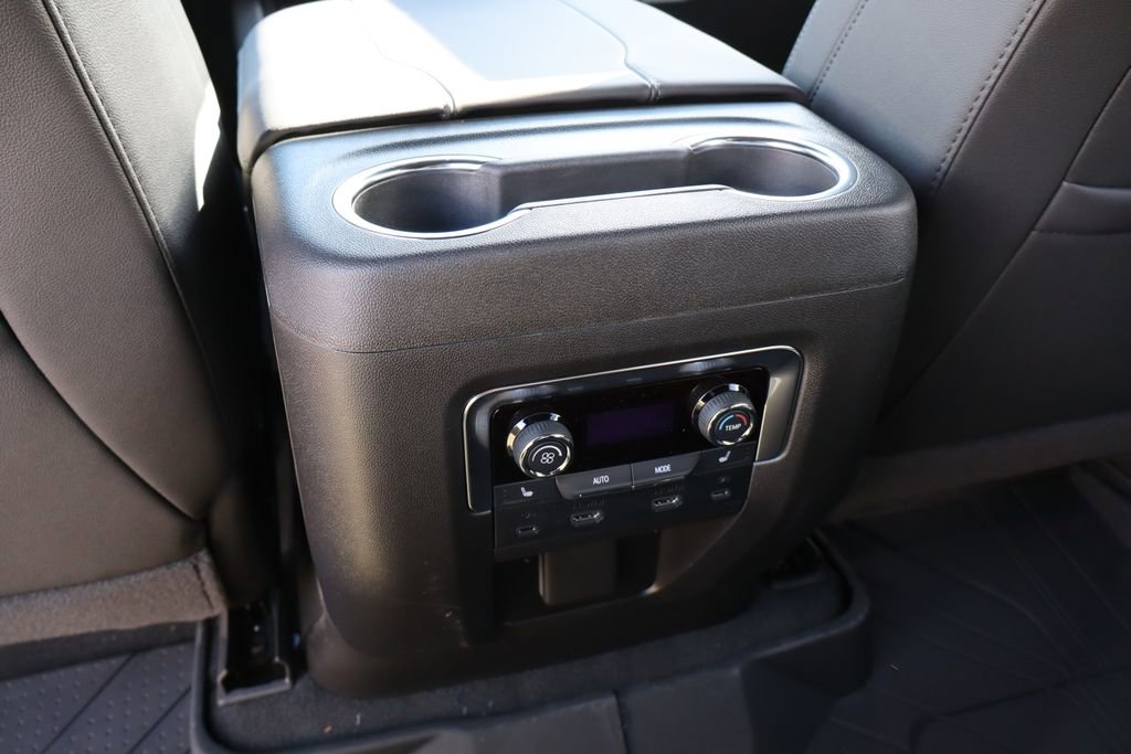 New 2026 Chevrolet Suburban Z71 w/ Z71 Off-Road Package image 48