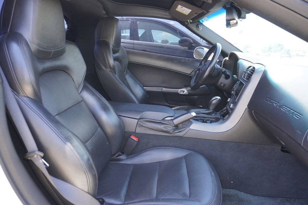 Used 2013 Chevrolet Corvette Grand Sport w/ 3LT Preferred Equipment Group RWD image 8