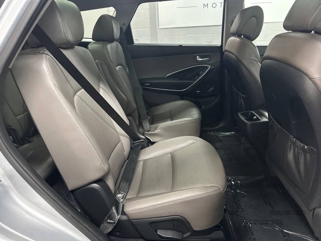 Used 2017 Hyundai Santa Fe Limited AWD/4WD image 21