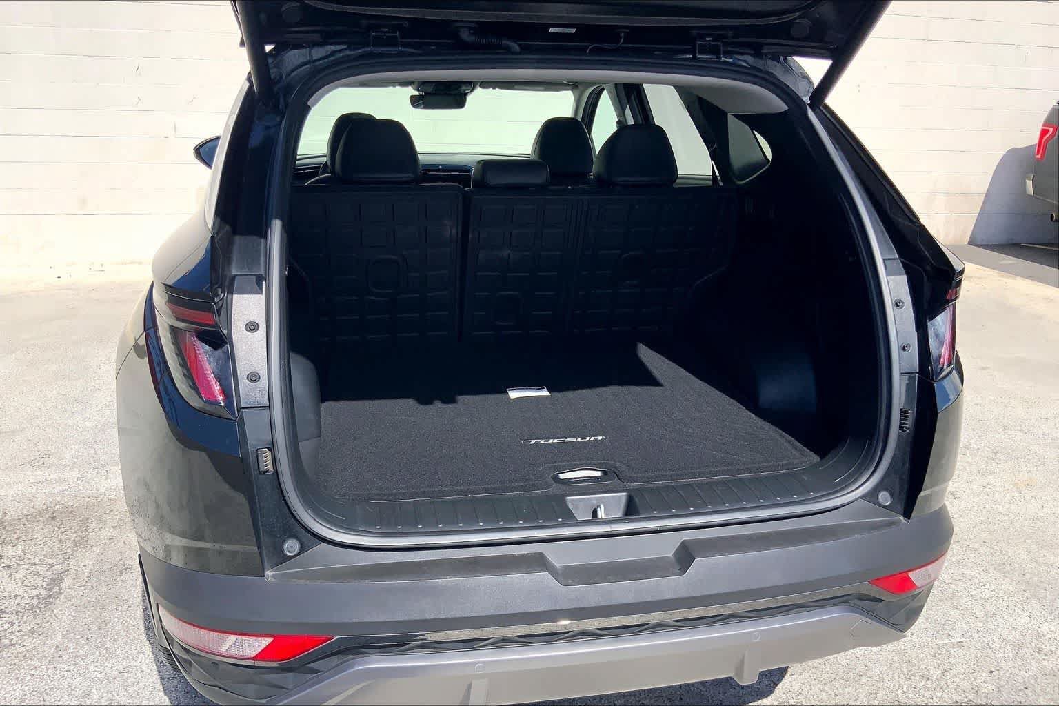 Used 2023 Hyundai Tucson Limited AWD/4WD image 18