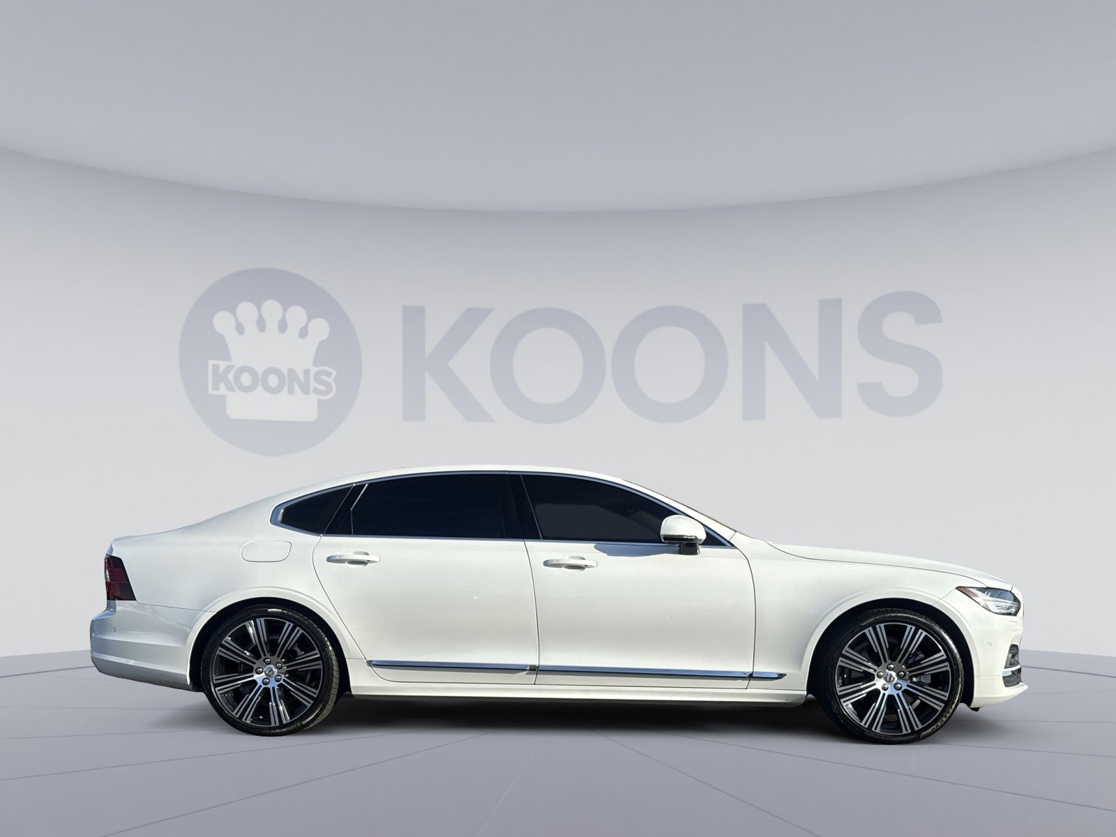 Used 2023 Volvo S90 B6 Ultimate image 8