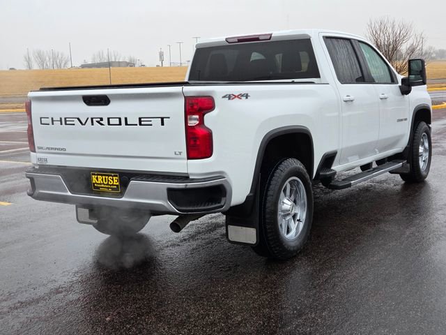 Used 2020 Chevrolet Silverado 2500 LT w/ Convenience Package image 3