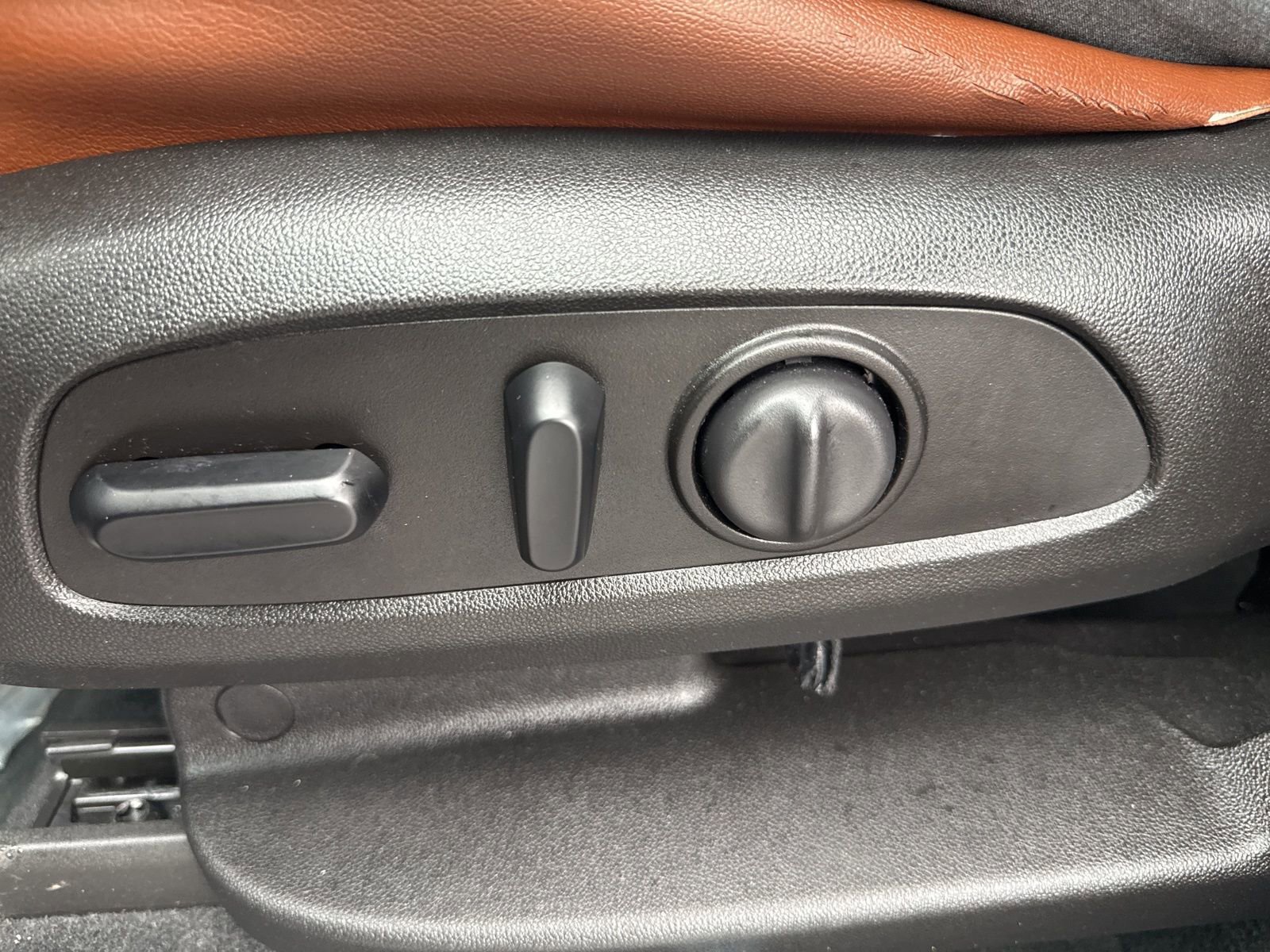 Used 2019 Chevrolet Traverse High Country image 47