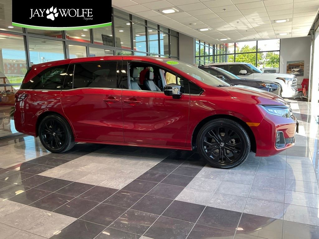Used 2025 Honda Odyssey Sport-L image 1
