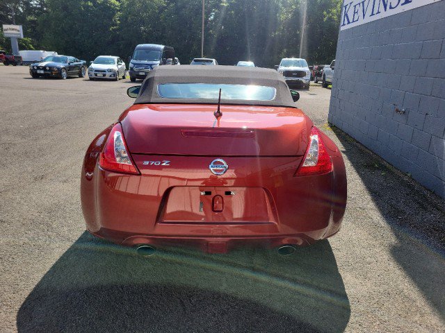 Used 2013 Nissan 370Z Touring RWD image 7