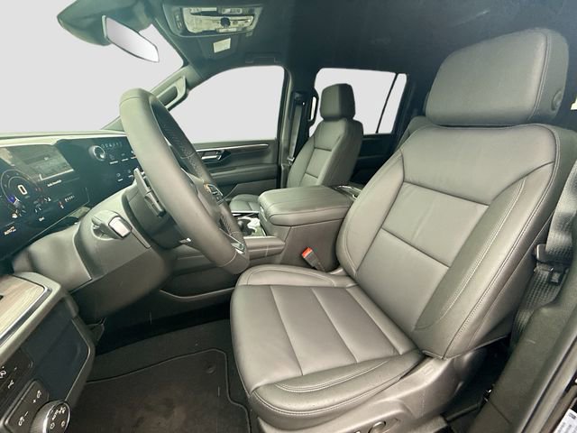 New 2026 Chevrolet Suburban LT image 23